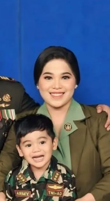 YORI PRATIWI BR. LUBIS | Paniaran Ama. Axel