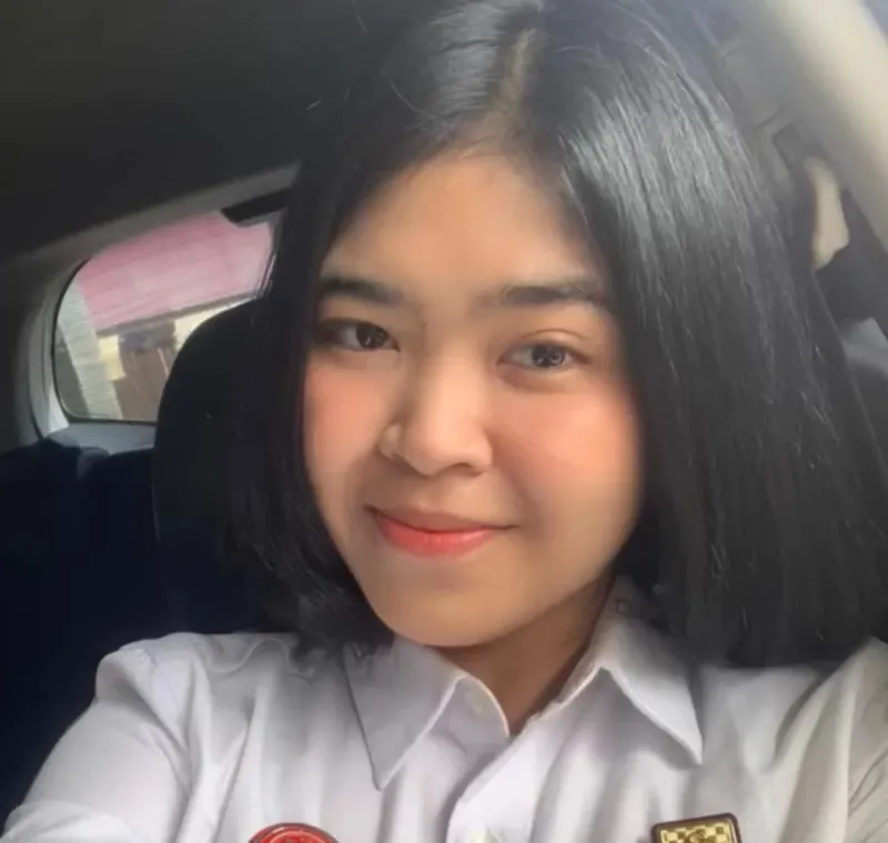 Borua-1 | ALICYA ANGGRELI BR. SINAGA